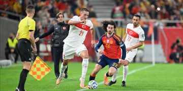 Spor yazarlarından İspanya maçı: Tarih yazdık