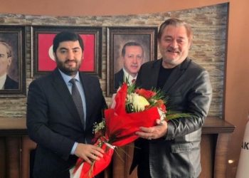 AK Parti Etimesgut İlçe Başkanlığı’nda görev değişimi