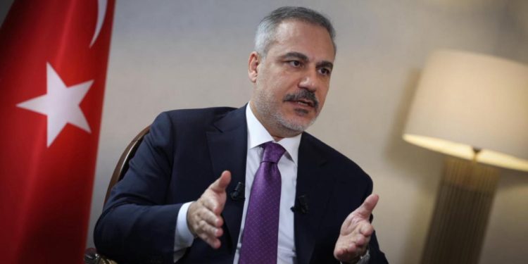 Bakan Fidan’dan diplomasi trafiği