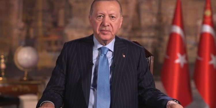 Erdoğan: Üretim, yatırım, istihdam ve ihracatta vites yükseltiyoruz