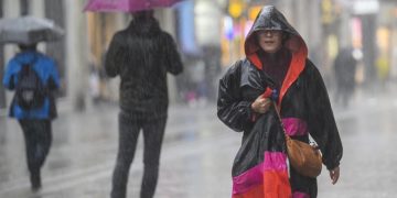 İstanbullular dikkat! Fırtına ve sağanak uyarısı geldi