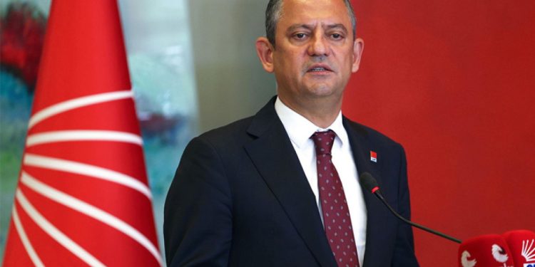 Özgür Özel açıkladı: İBB soruşturmasında o gizli tanık ifadesini geri çekti