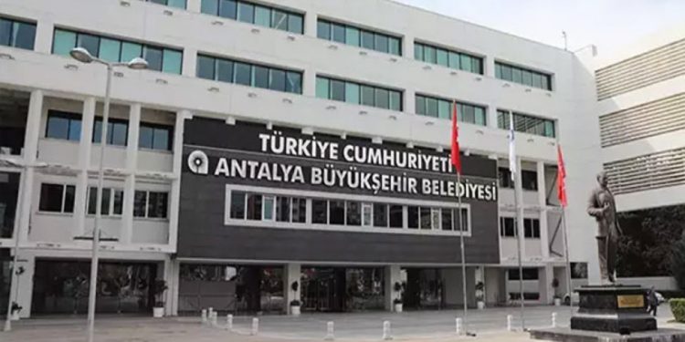Antalya Büyükşehir Belediyesi’ne yeni operasyon