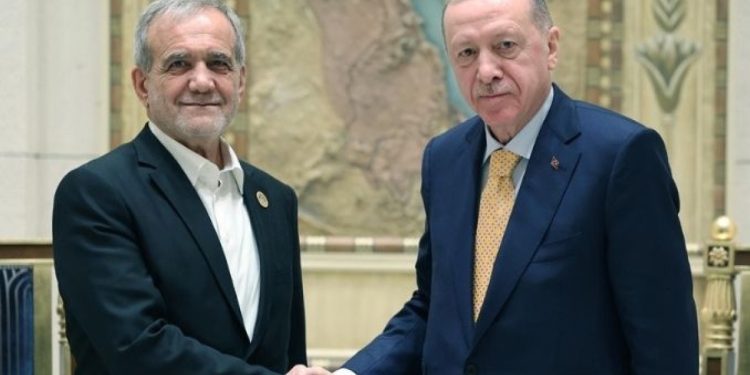 Erdoğan’dan İran’a arabuluculuk teklifi