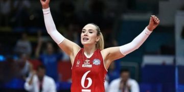 Eski milli voleybolcu Derya Çayırgan’a uyuşturucu gözaltısı!