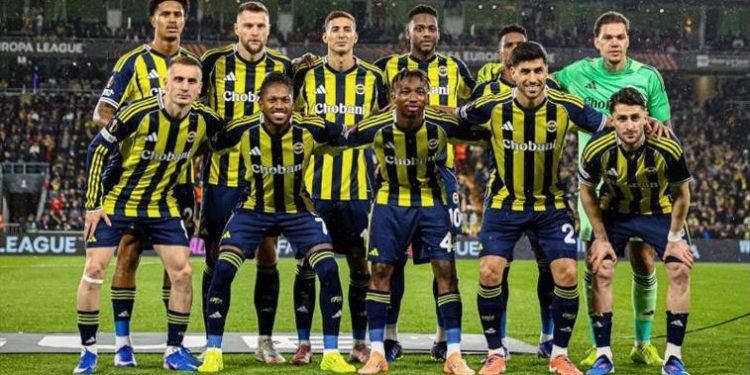 Fenerbahçe, Göztepe karşısında 3 puan arıyor