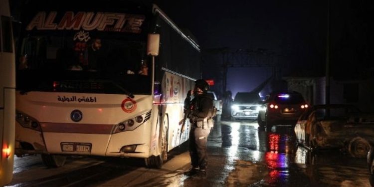 Halep’teki YPG/SDG’li son grup tahliye edildi