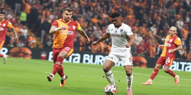 Trabzonspor ile Galatasaray 129. randevuda Süper Kupa için sahada