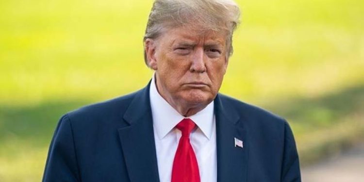 Trump, Afrika’ya da el attı