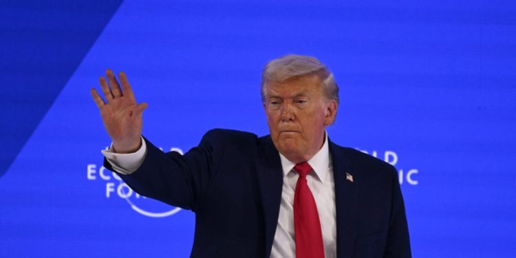 Trump: Rusya ile Ukrayna anlaşmaya yakın, aksi aptallık olur