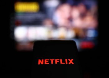Warner Bros. satışında Netflix’ten tamamen nakit teklif