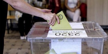 2028’de ilk kez oy verecek gençlerin tercihi belli oldu