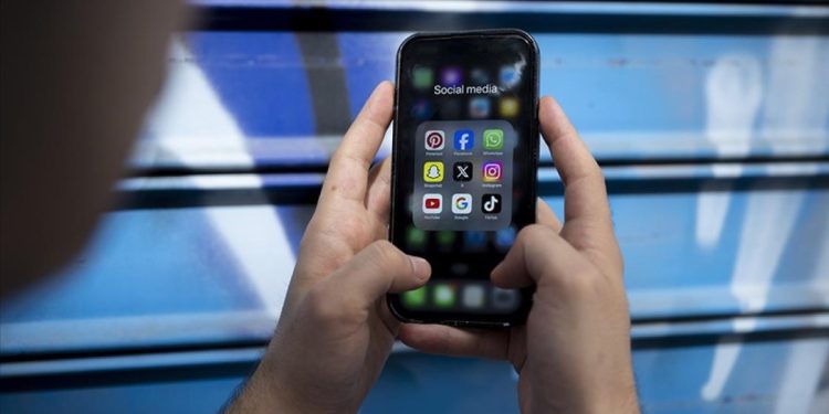 6 sosyal medya devine çocuk verisi incelemesi