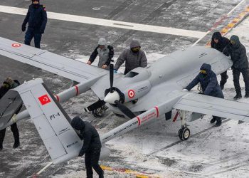 Kusursuz gösteri! TB3 SİHA’ya ne kar ne de fırtına engel oldu