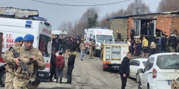 Zonguldak’ta maden ocağında göçük! 2 işçi mahsur