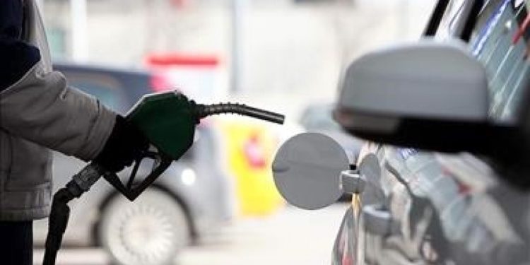 Akaryakıta ‘eşel mobil’ freni: İşte benzin ve motorine gelen zam