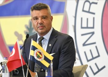 Sadettin Saran: Fenerbahçe’de kimse maç seçemez